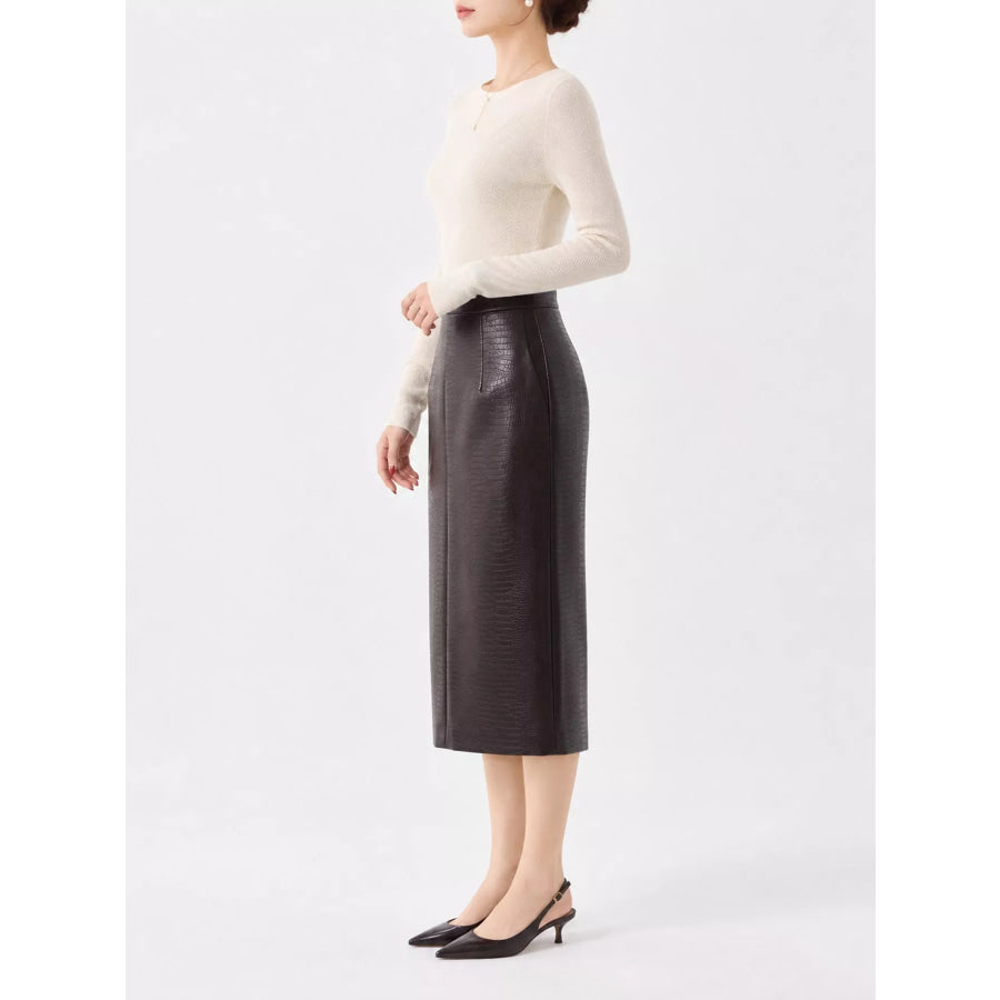 Herringbone Slim Fit Long Sleeve Knit Top Apparel and Accessories