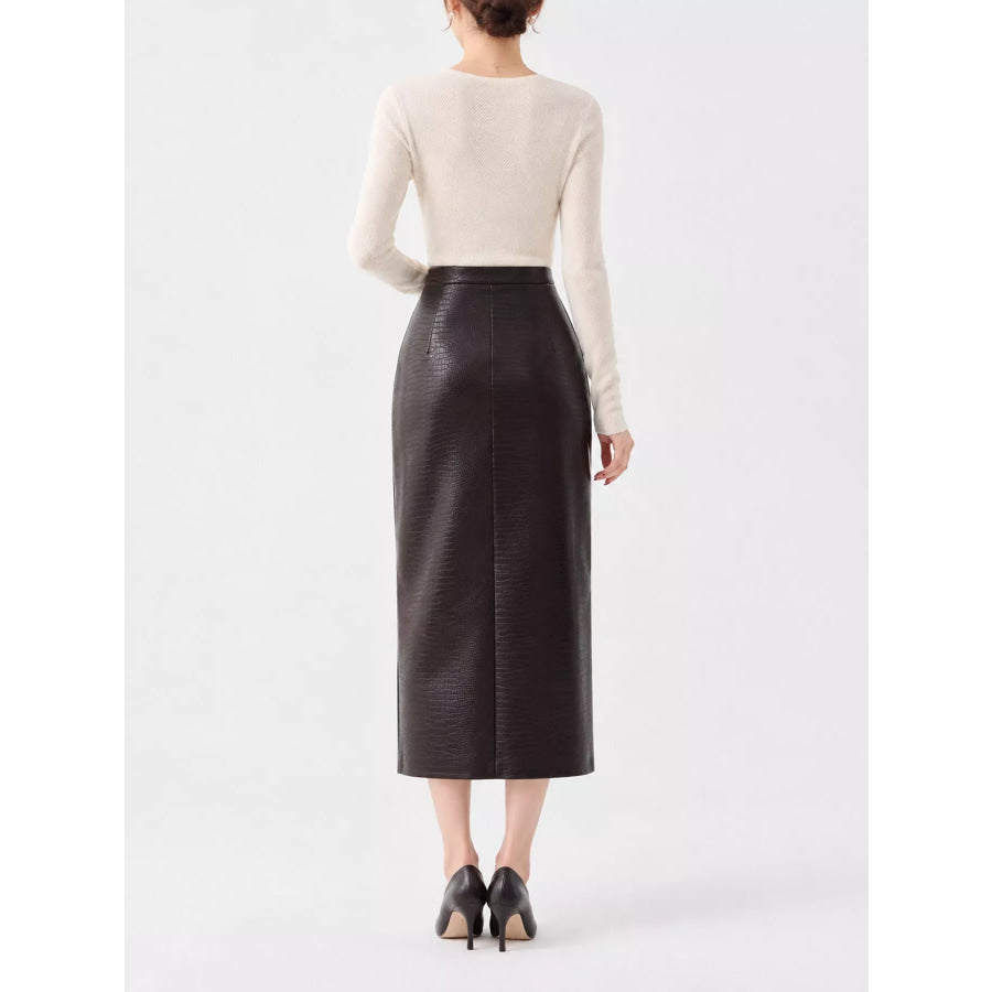 Herringbone Slim Fit Long Sleeve Knit Top Apparel and Accessories