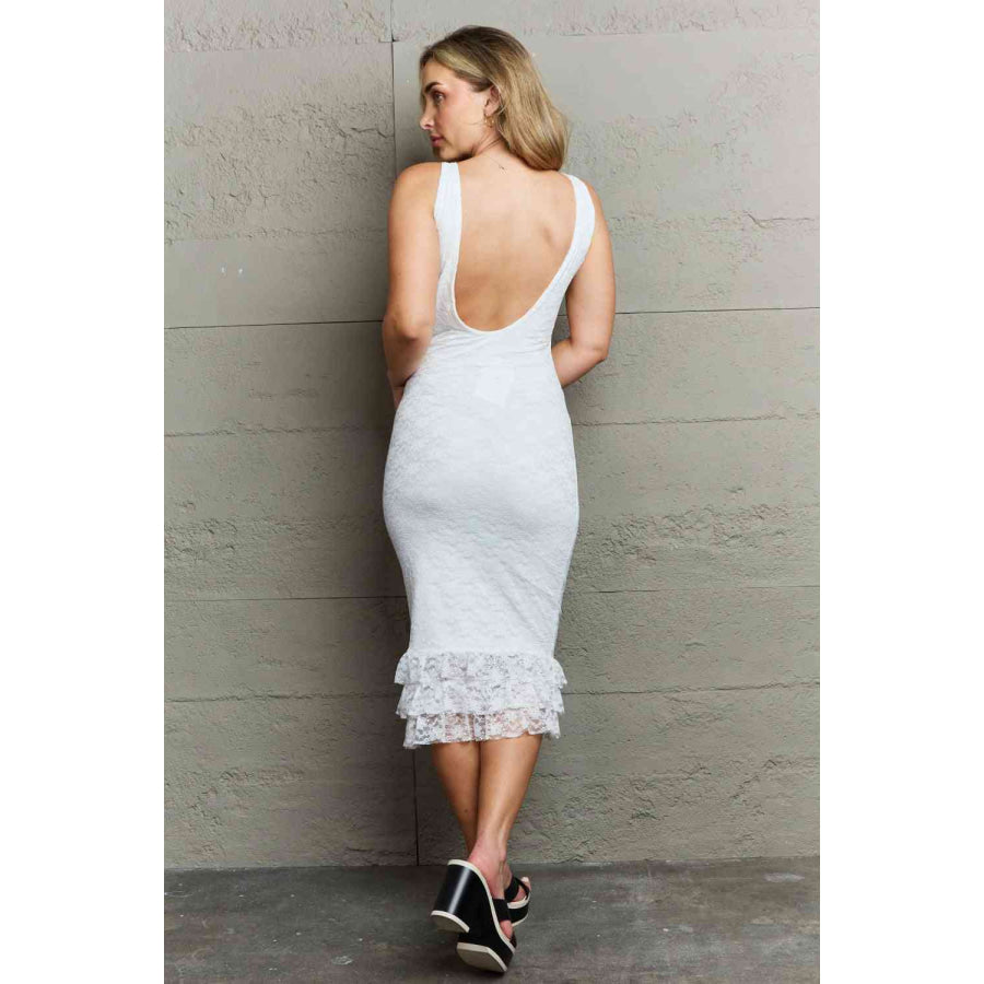 HIDDEN No Doubts Sleeveless Bodycon Ruffle Midi Dress Apparel and Accessories