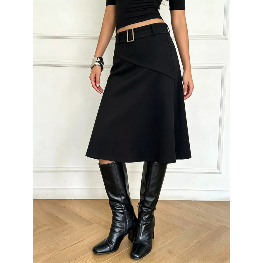 High-Waisted A-Line Midi Skirt with Belted Detail Black / S