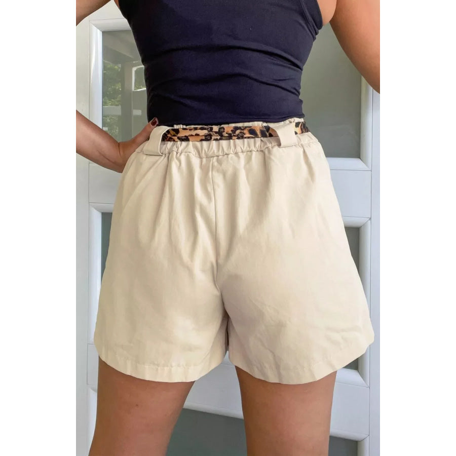 High-Waisted Pleated Shorts Apparel and Accessories