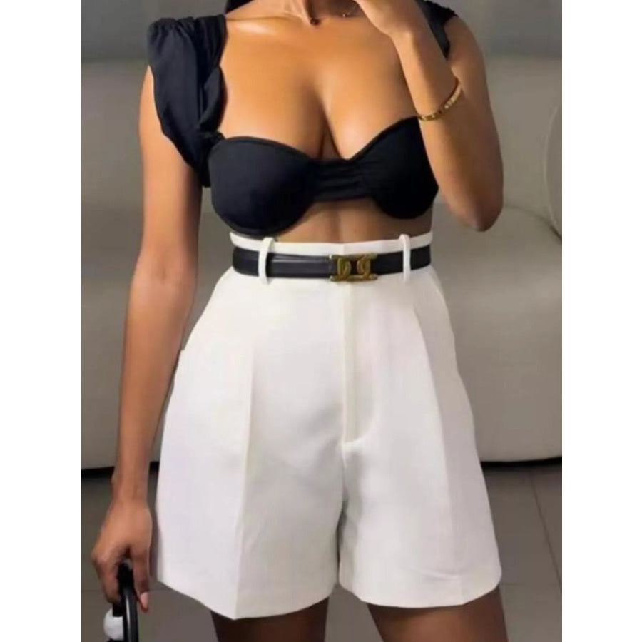 High-Waisted Pleated Shorts Apparel and Accessories