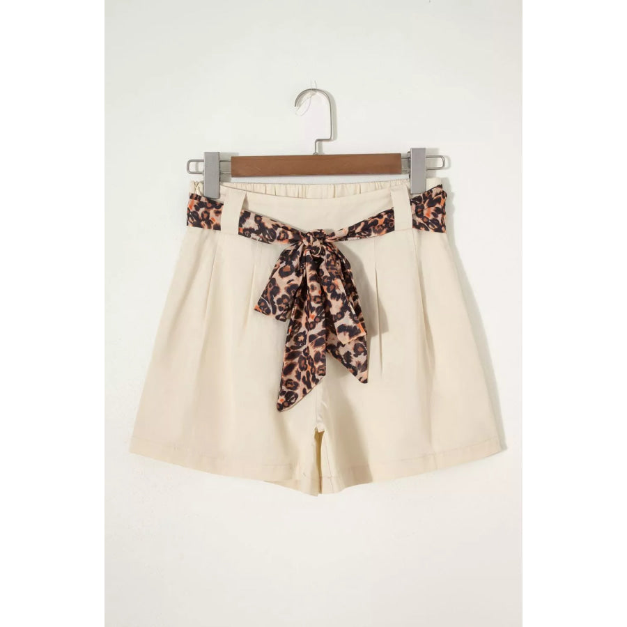 High-Waisted Pleated Shorts Apparel and Accessories
