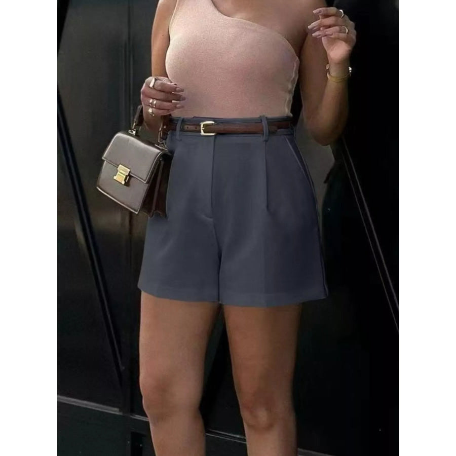 High-Waisted Pleated Shorts Apparel and Accessories
