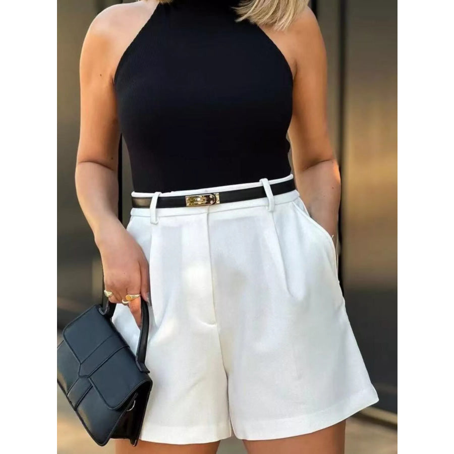High-Waisted Pleated Shorts Apparel and Accessories