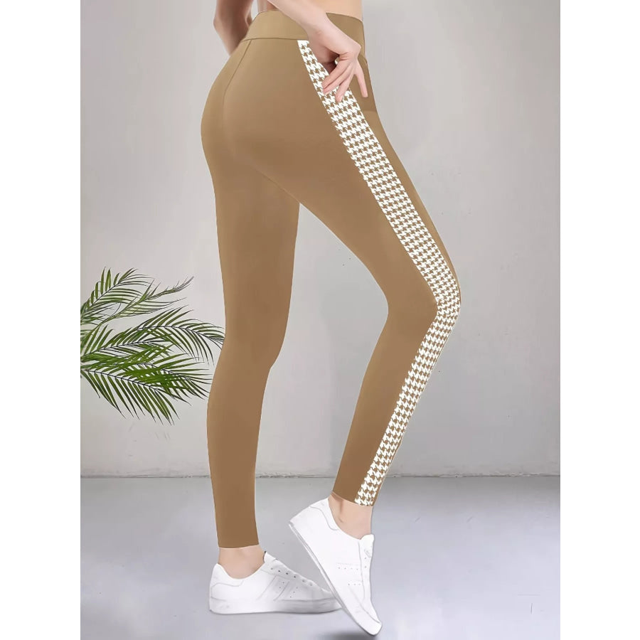 High-Waisted Side Houndstooth Active Leggings Khaki / S Apparel and Accessories