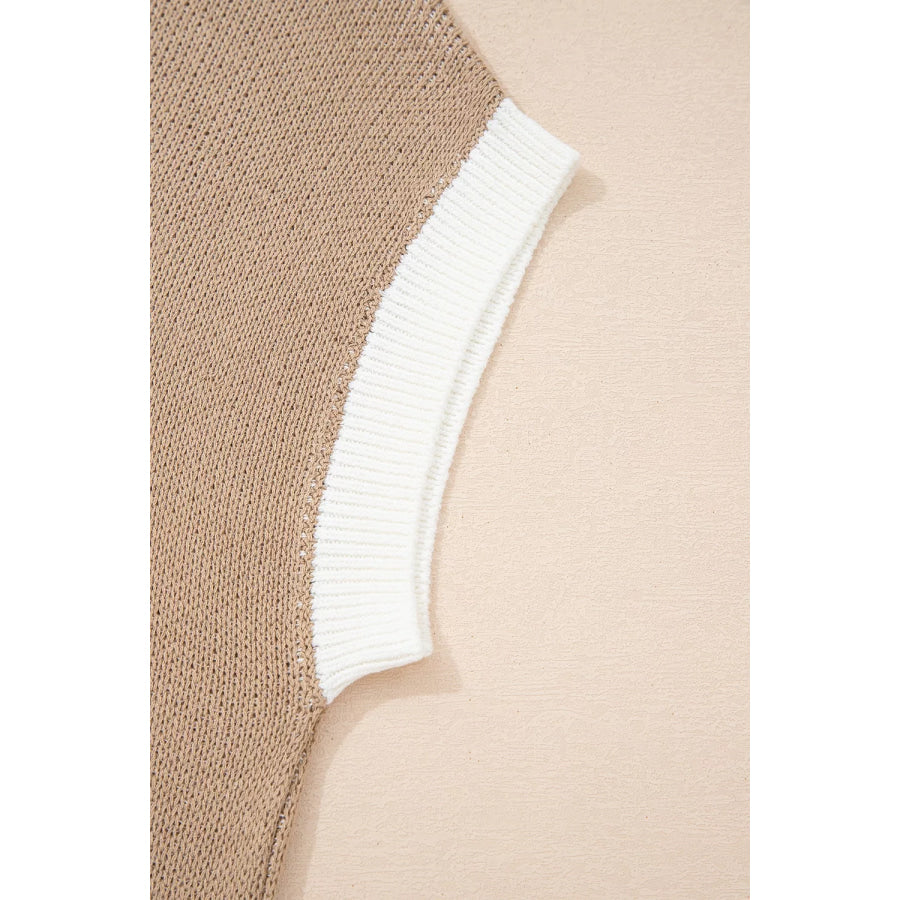 Horse Shoe Pattern Contrast Trim Short Sleeve Sweater Apparel and Accessories