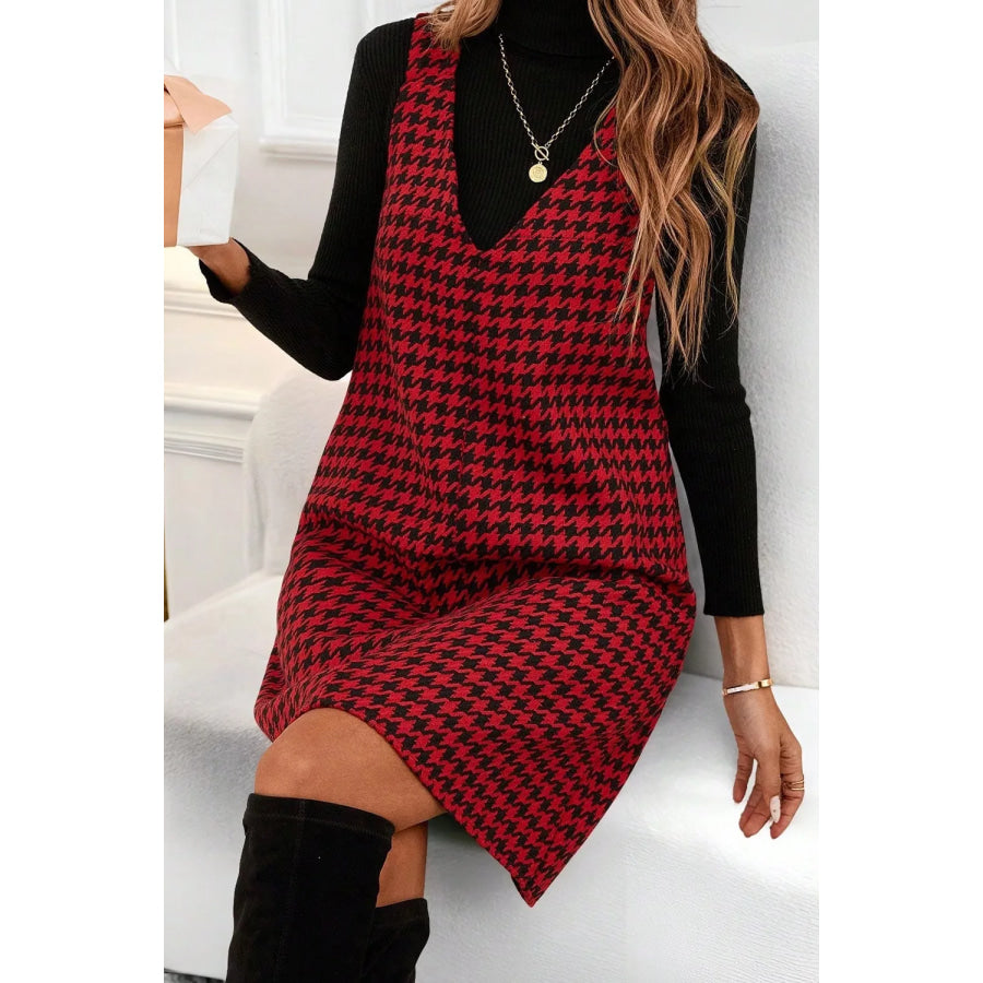 Houndstooth V-Neck Sleeveless Mini Dress Apparel and Accessories