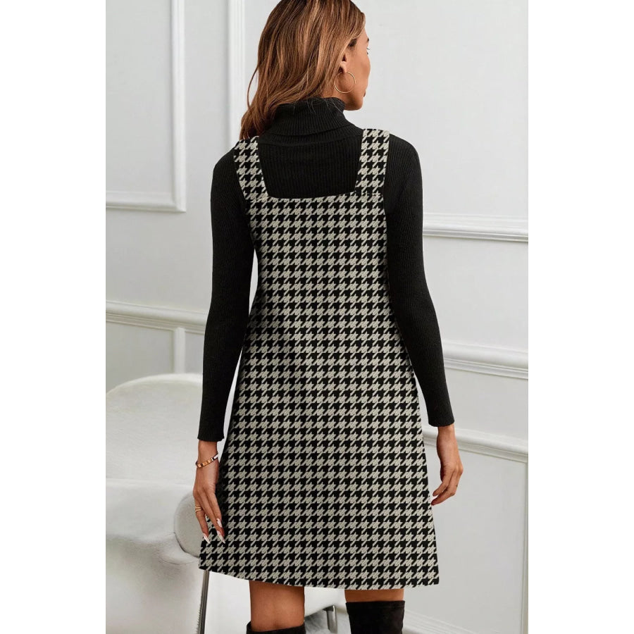 Houndstooth V-Neck Sleeveless Mini Dress Apparel and Accessories