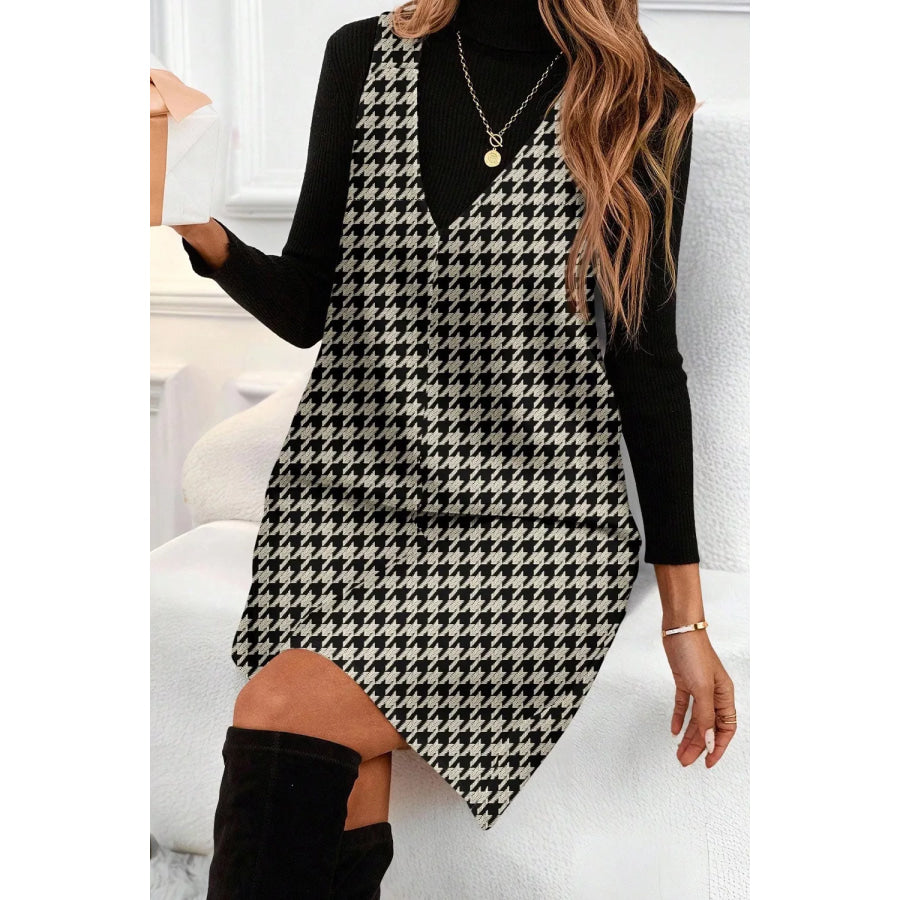 Houndstooth V-Neck Sleeveless Mini Dress Black / M Apparel and Accessories