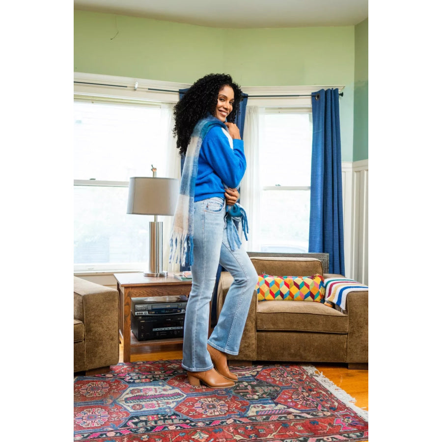 b7e806bd7e0345e7bc1b31568b7ad6dc-Max-Origin