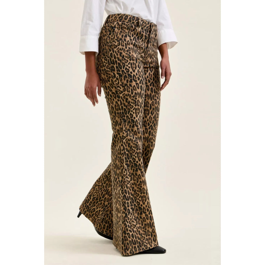 Judy Blue Mr Jaqueline Flare Print Leopard Jeans PRINT / 0(24) Apparel and Accessories