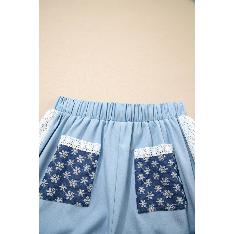 Lace Accent Floral Patched Pocket Pleated Wide Leg Slouchy Pants Apparel and Accessories