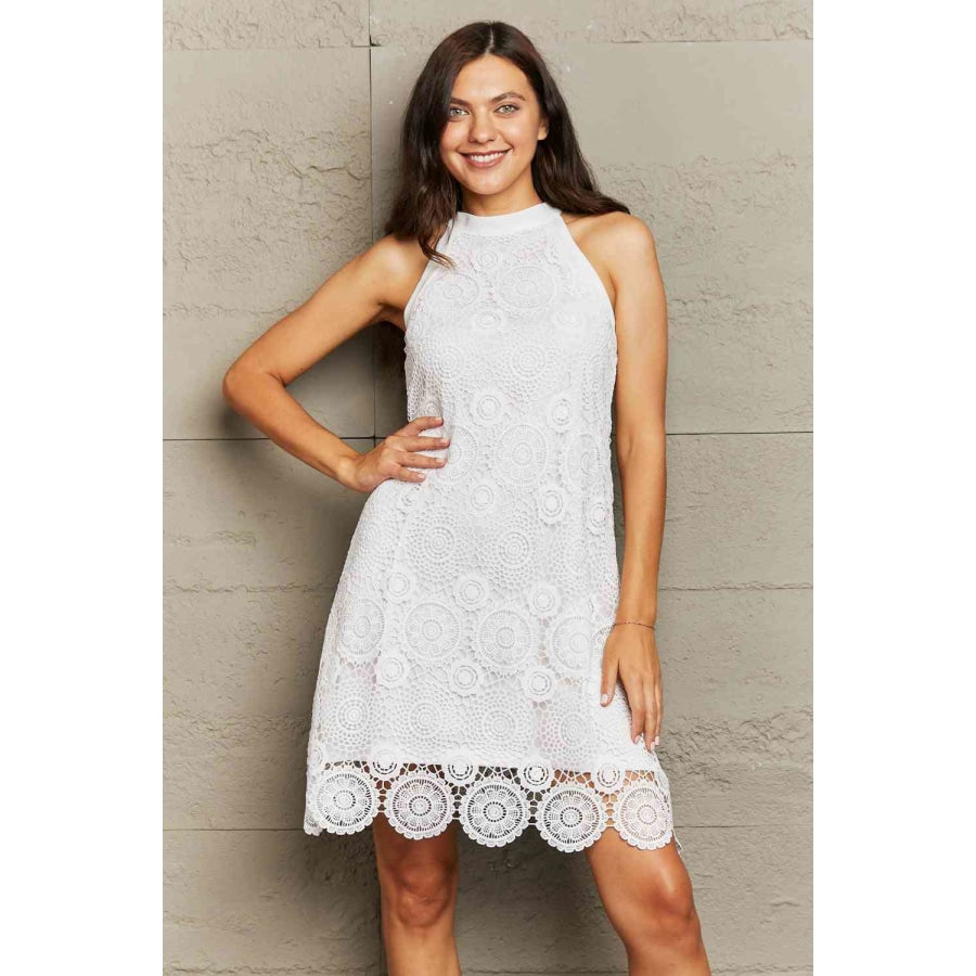 Lace Round Neck Sleeveless Dress White / S