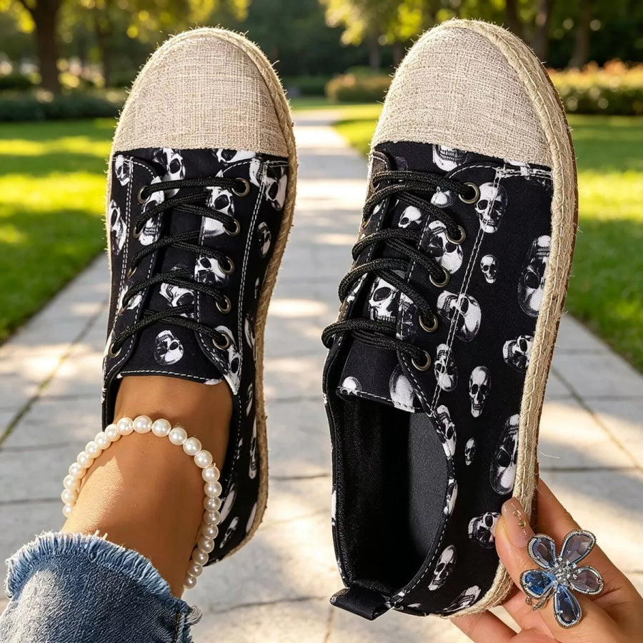 Lace-Up Flat Round-Toe Breathable Sneakers Apparel and Accessories