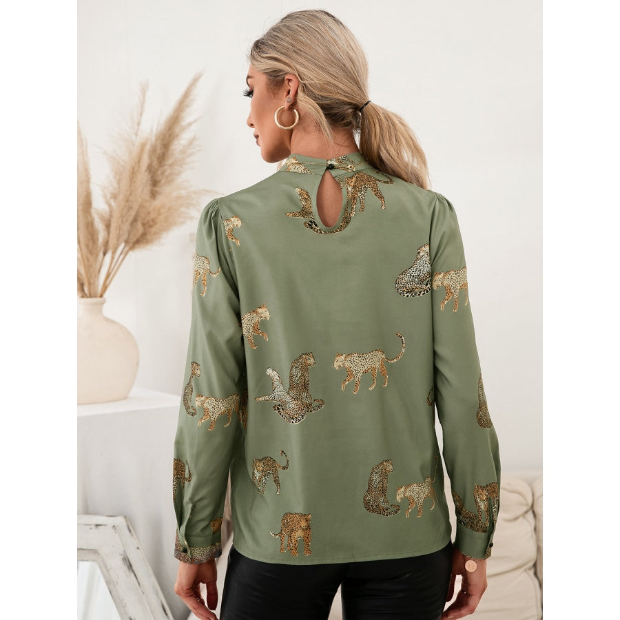 Leopard Graphic Mock Neck Puff Sleeve Blouse