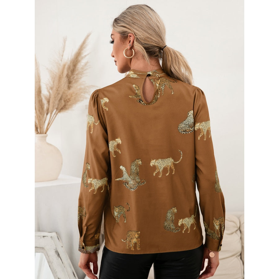 Leopard Graphic Mock Neck Puff Sleeve Blouse