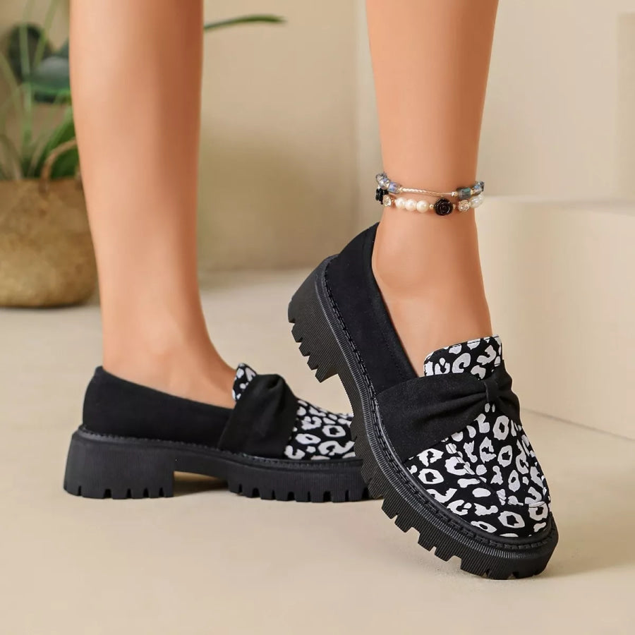 Leopard Round Toe Loafers Apparel and Accessories