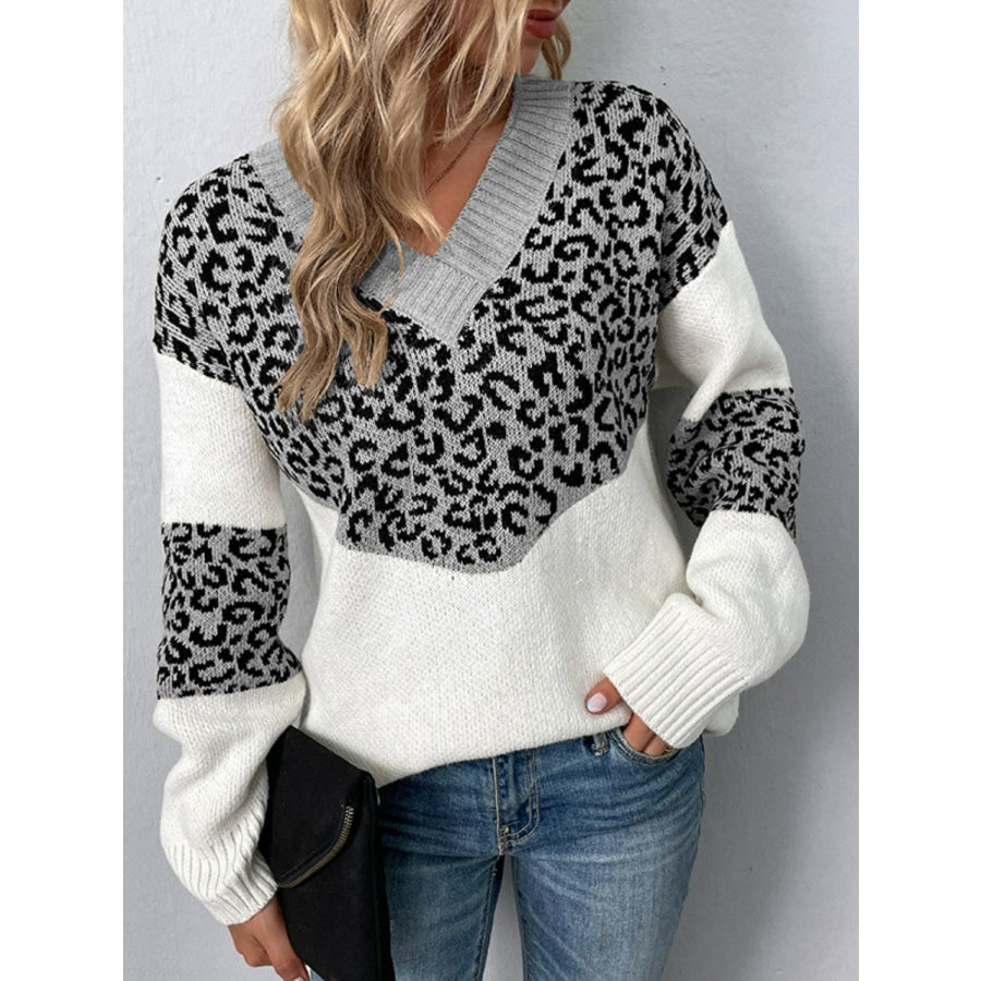 Leopard V-Neck Dropped Shoulder Sweater Heather Gray / S