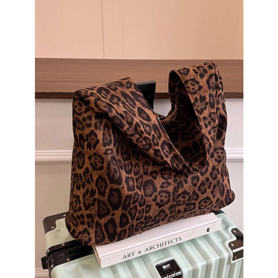 Lightweight Hobo Shoulder Bag Apparel and Accessories