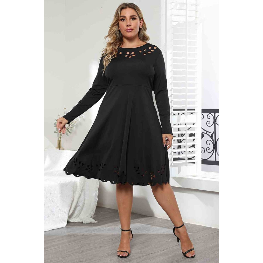 Long Sleeve Cutout Detail Dress Black / L