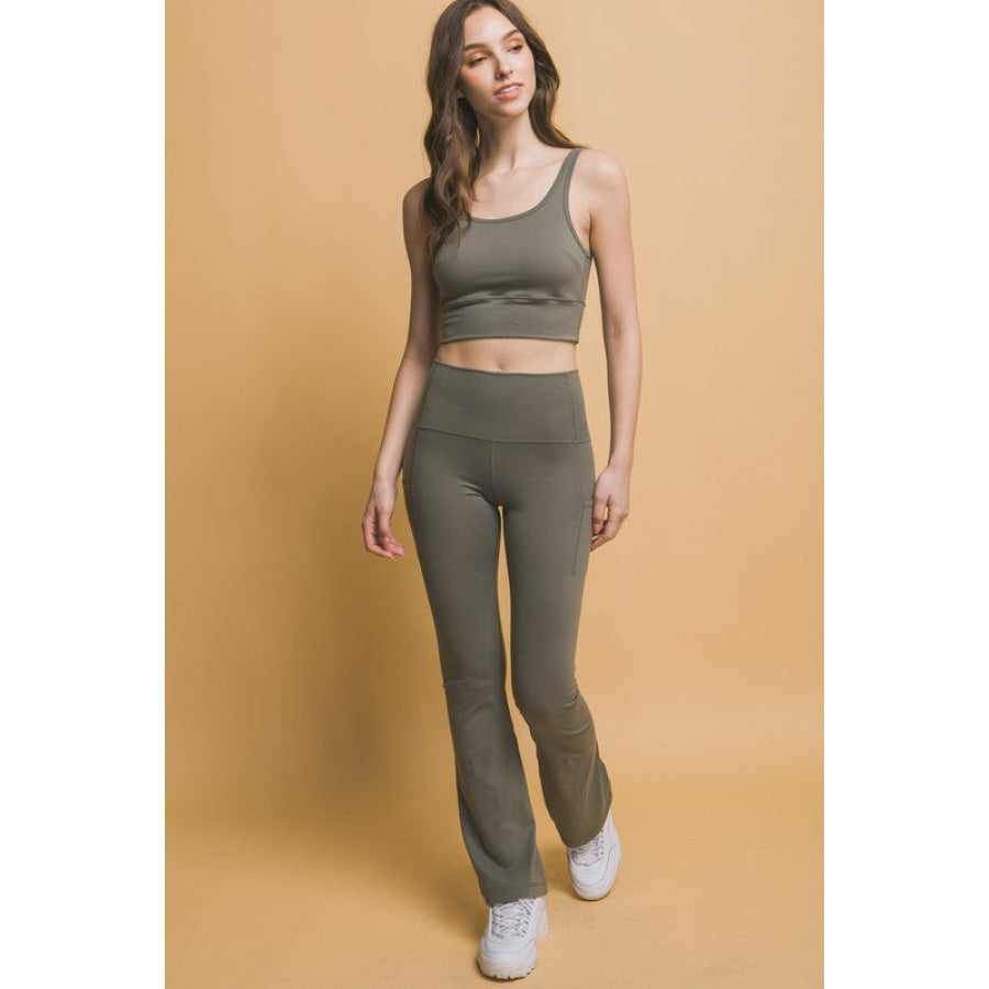 Love Tree High Waist Flare Active Leggings with Side Pockets Apparel and Accessories