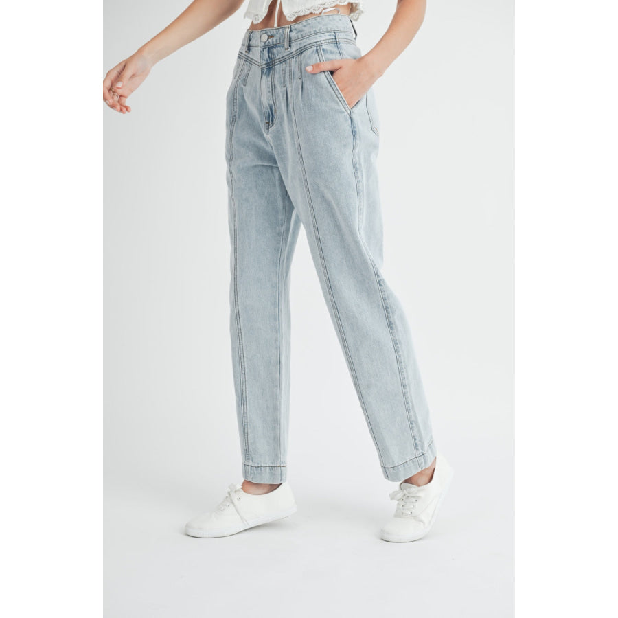 MABLE Pleated Front Detail Straight Jeans Lt Denim / S Apparel and Accessories