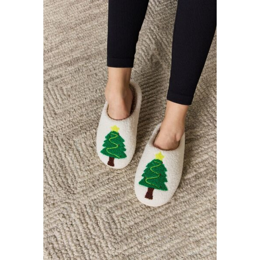 Melody Christmas Tree Cozy Slippers TREE / S Clothing