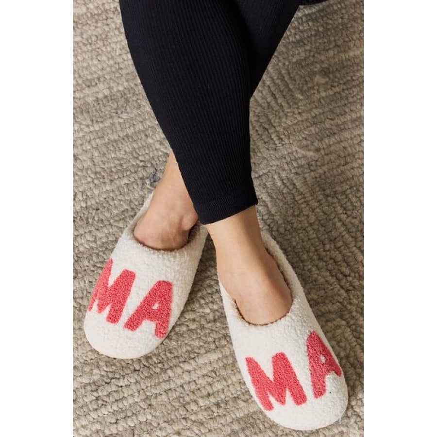 Melody MAMA Pattern Cozy Slippers Clothing