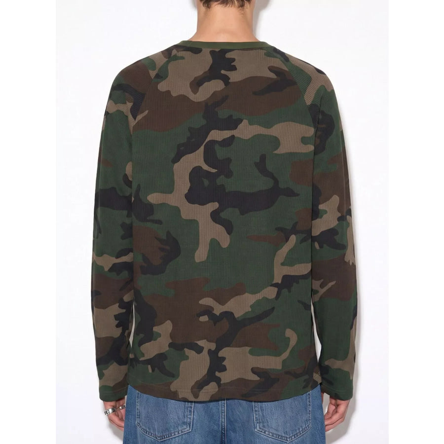 Men’s Camouflage Long-Sleeve T-Shirt Green Camouflage / M Apparel and Accessories