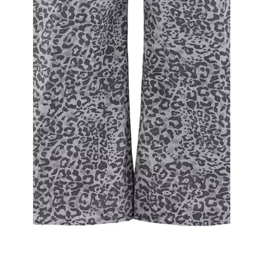 Men’s Full Size Contrast Pockets Leopard Print Wide-Leg Jeans Plus Apparel and Accessories