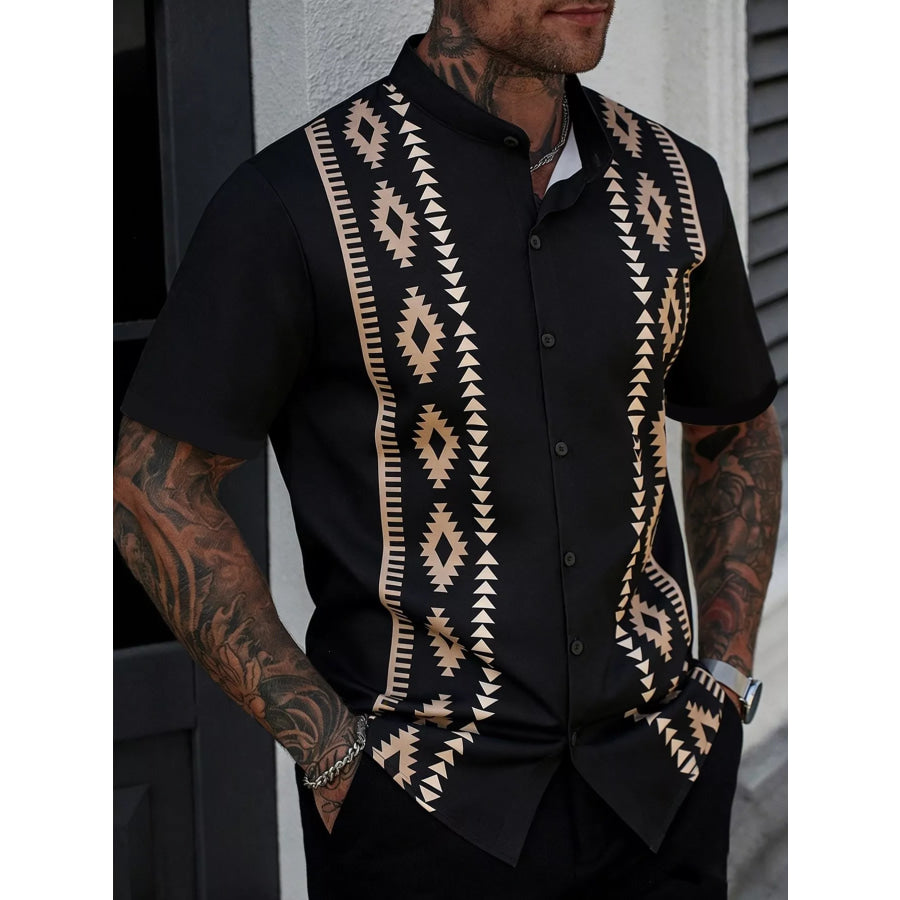 Men’s Geometric Print Short Sleeve Shirt Black / S Apparel and Accessories