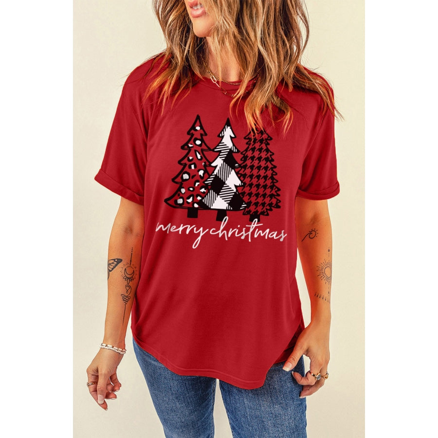 MERRY CHRISTMAS Graphic T-Shirt Deep Red / S