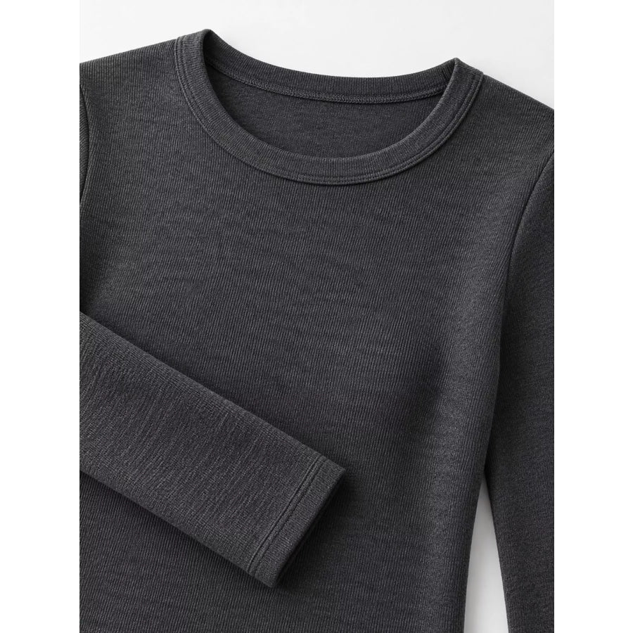 Minimalist Slim-Fit Long Sleeve Crew Neck T-Shirt Apparel and Accessories