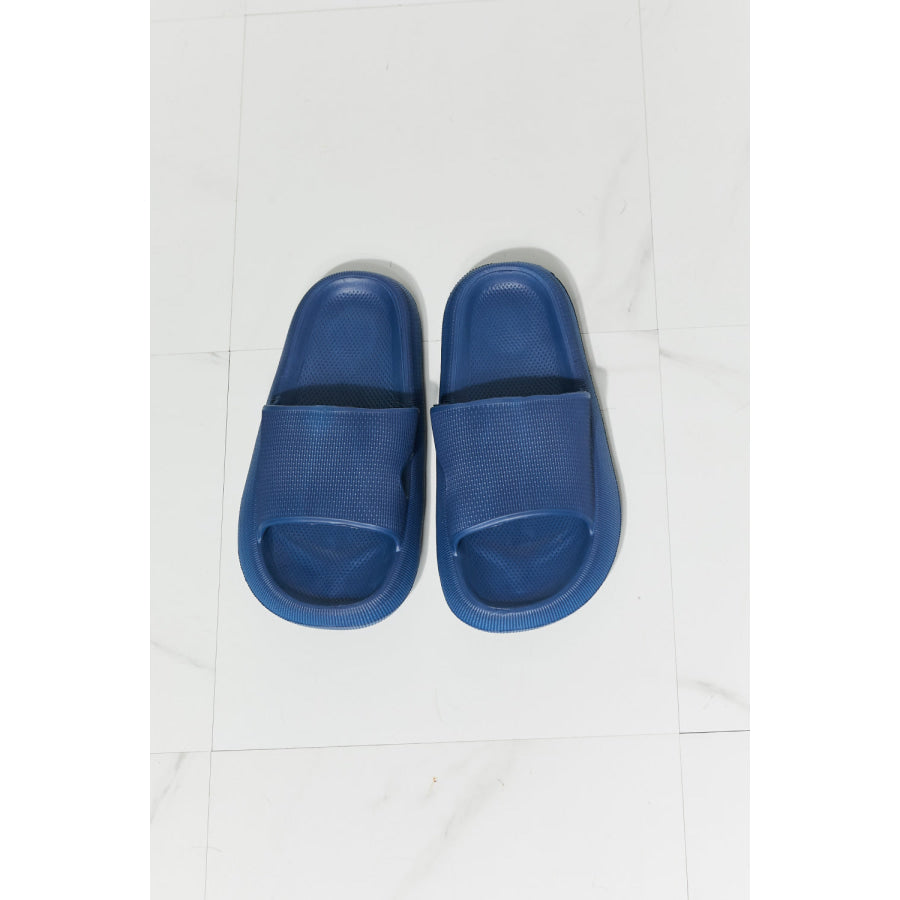 MMShoes Arms Around Me Open Toe Slide in Navy footwear