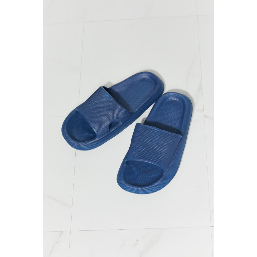 MMShoes Arms Around Me Open Toe Slide in Navy footwear