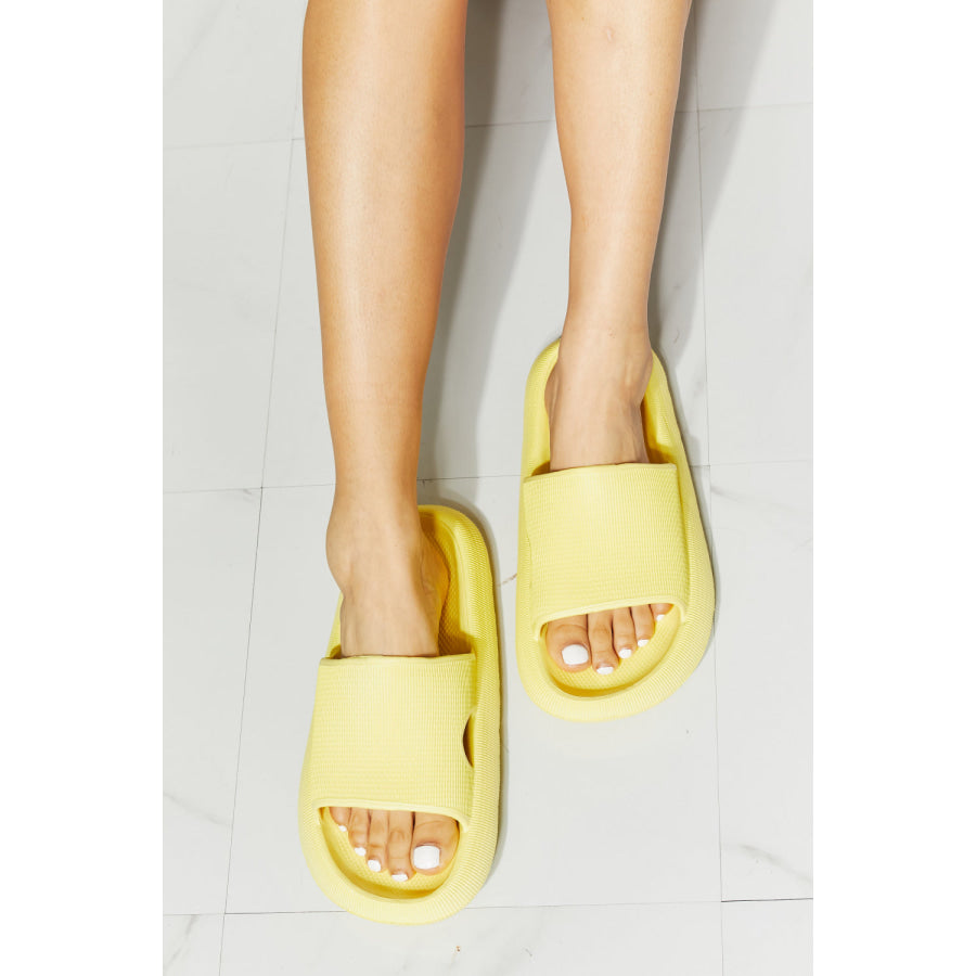 MMShoes Arms Around Me Open Toe Slide in Yellow Yellow / 6 footwear