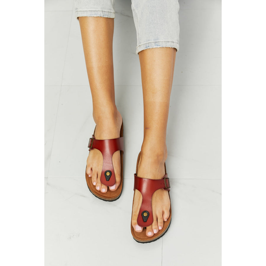 MMShoes Drift Away T-Strap Flip-Flop in Red footwear