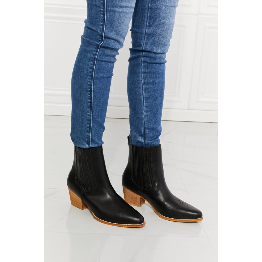 MMShoes Love the Journey Stacked Heel Chelsea Boot in Black