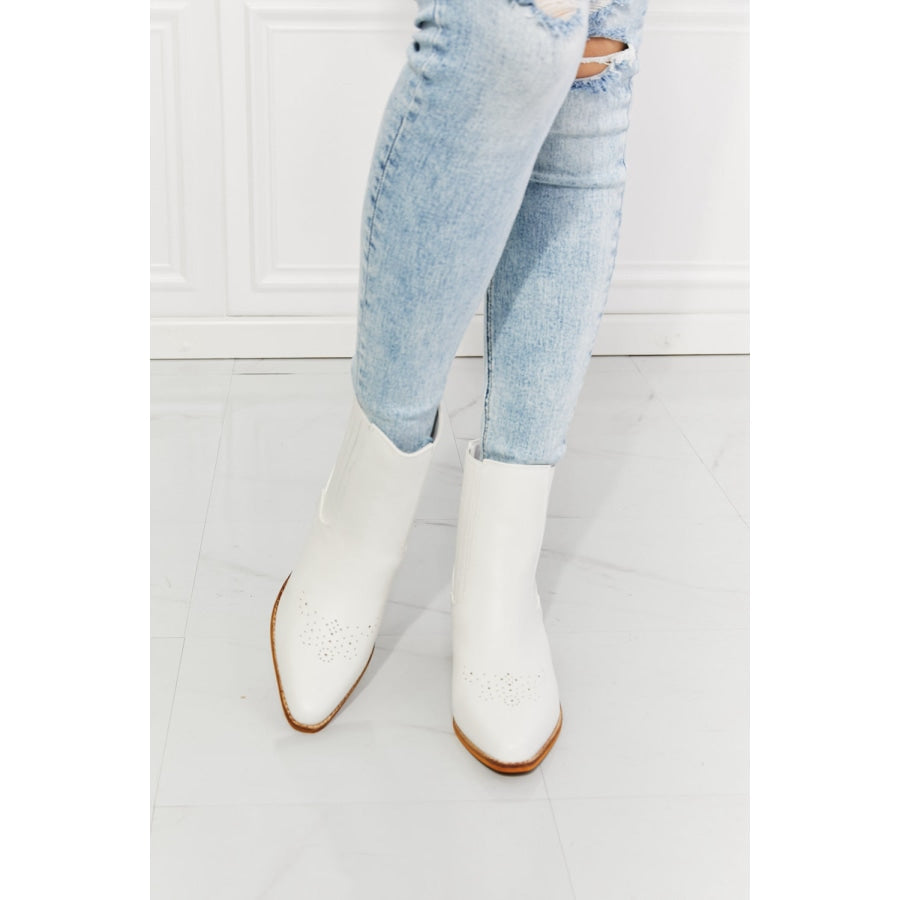 MMShoes Love the Journey Stacked Heel Chelsea Boot in White White / 6