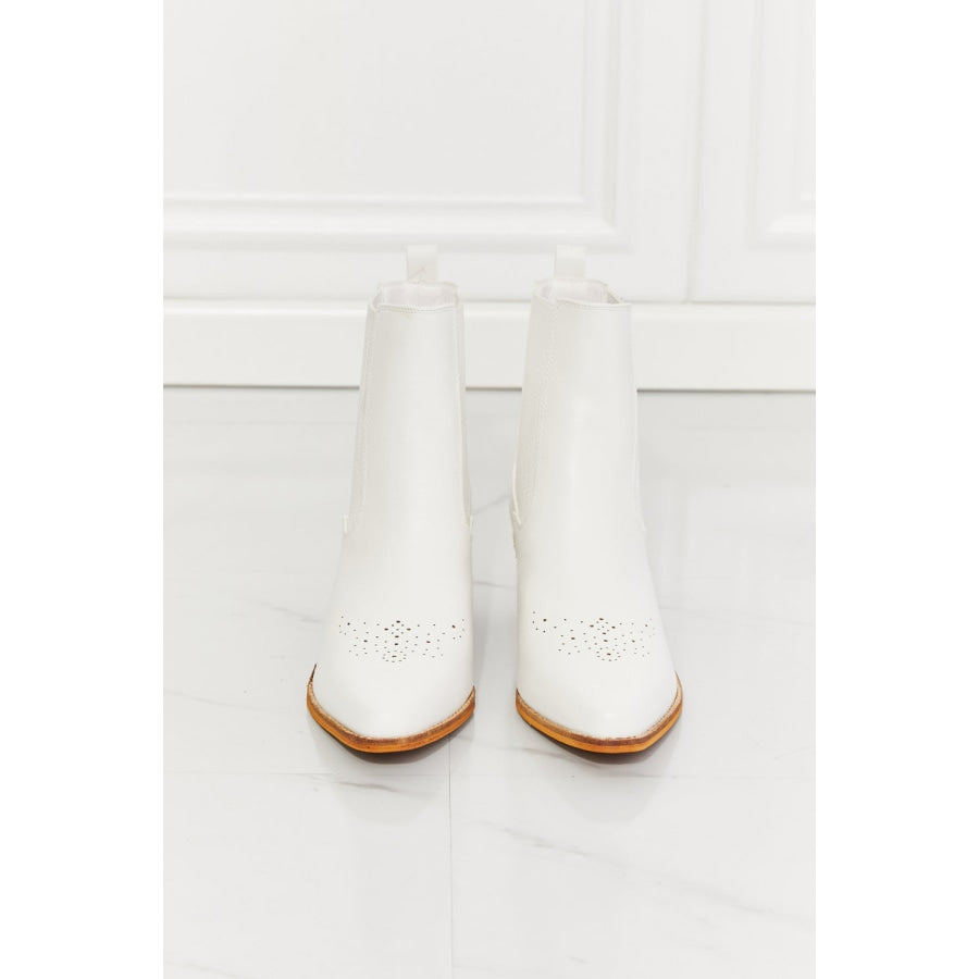 MMShoes Love the Journey Stacked Heel Chelsea Boot in White