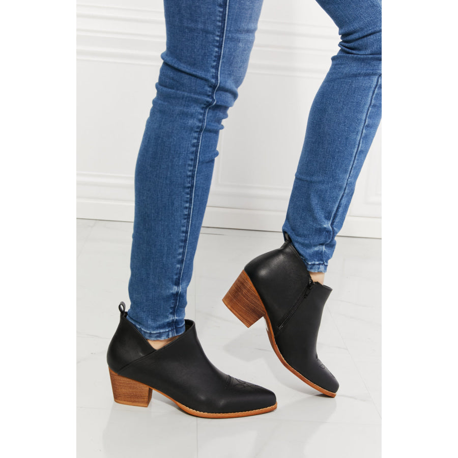 MMShoes Trust Yourself Embroidered Crossover Cowboy Bootie in Black Black / 6