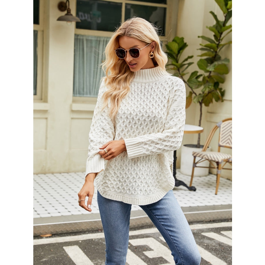 Mock Neck Slit Sweater White / S