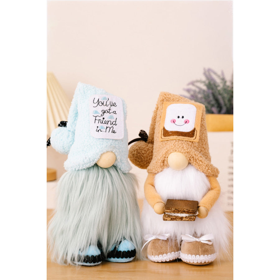 Mother’s Day Pom-Pom Trim Faceless Gnome