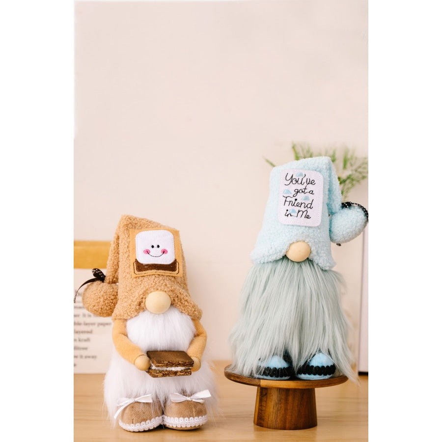 Mother’s Day Pom-Pom Trim Faceless Gnome