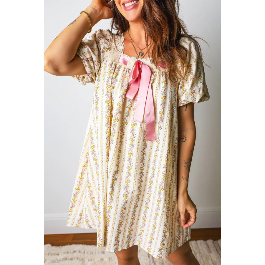 Multicolour Floral Print Contrast Ribbon Bow Lace Trim Square Neck Mini Dress Apparel and Accessories