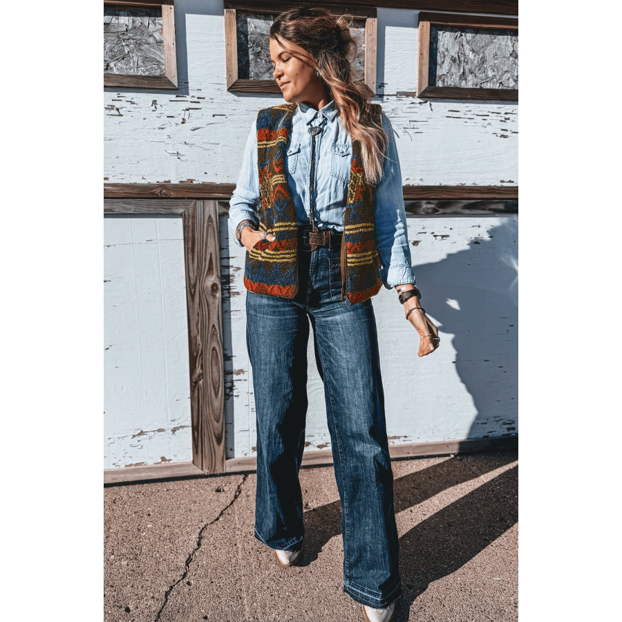Multicolour Western Print Faux Fur Metal Zipper Insert Pockets Sleeveless Vest Outerwear/Vests