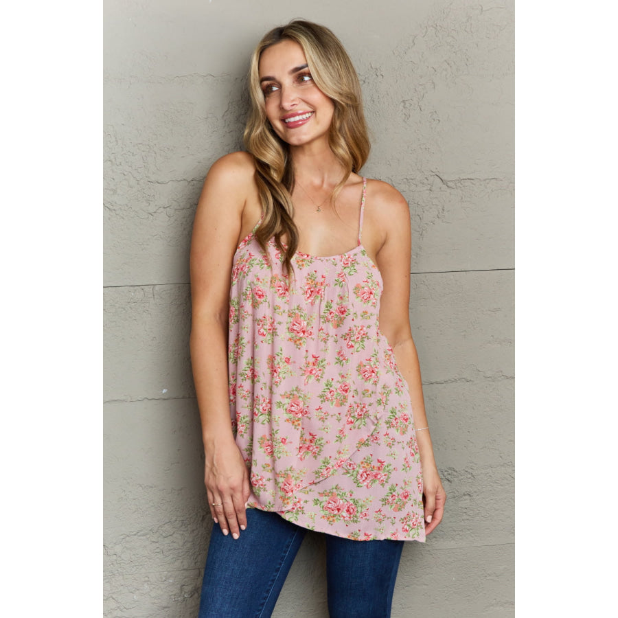 Ninexis Hang Loose Tulip Hem Cami Top in Mauve Floral Floral / S Apparel and Accessories