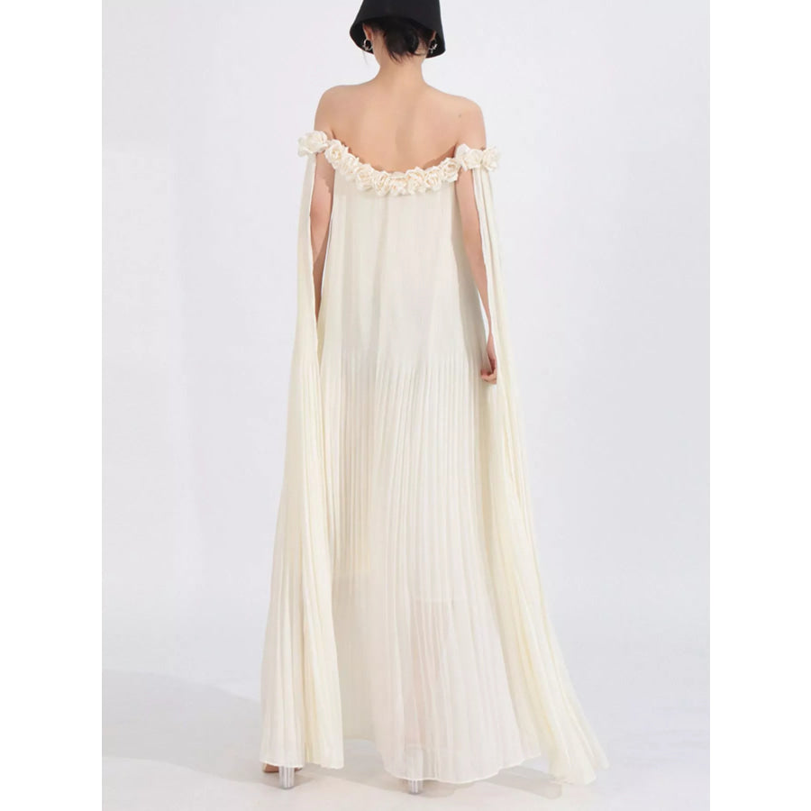 Off-Shoulder Floral Pleated Maxi Dress Apparel and Accessories