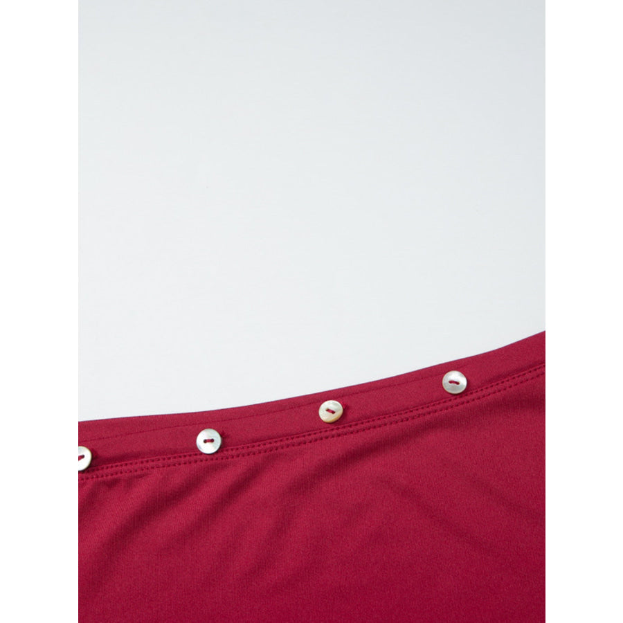 One-Shoulder Button-Decorated Fitted T-Shirt Apparel and Accessories